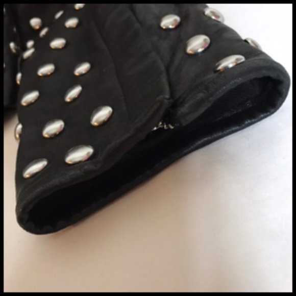 Diane Von Furstenberg Kate Soft Leather Covered With Silver Tone Dome Studs Sz 4 - Picture 6 of 16